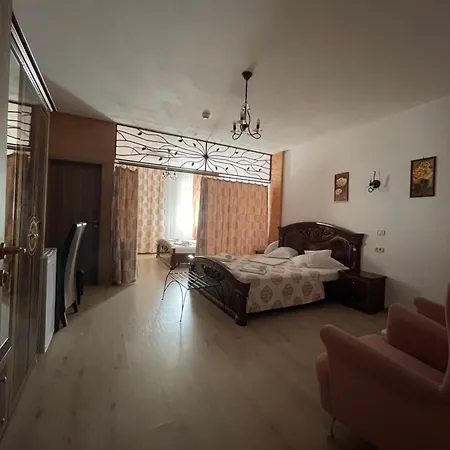 Prestige Hotel 3*